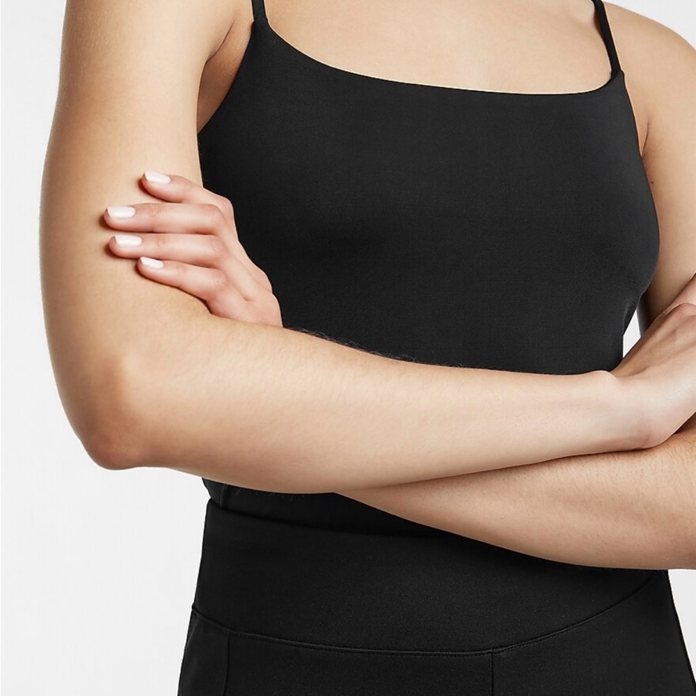 Express Body Contour Double Layer Scoop Neck Cami